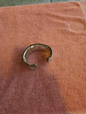 Source Unknown Silver-Tone Open Cuff Bracelet